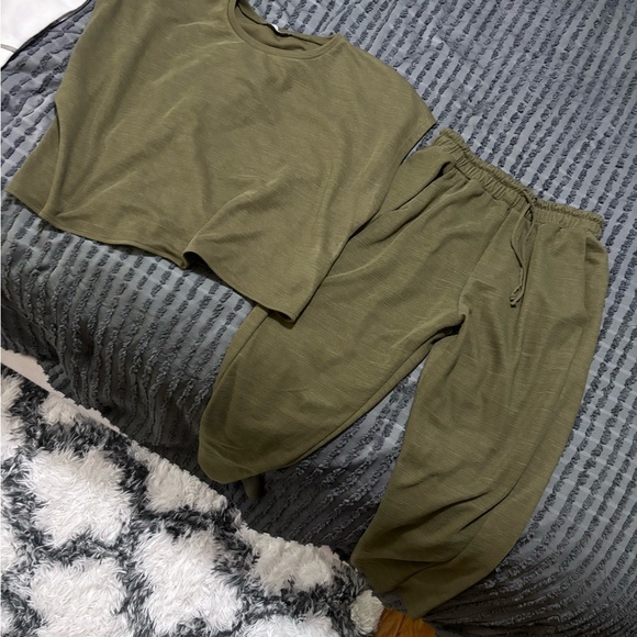 Zara two-piece set - Picture 4 of 7